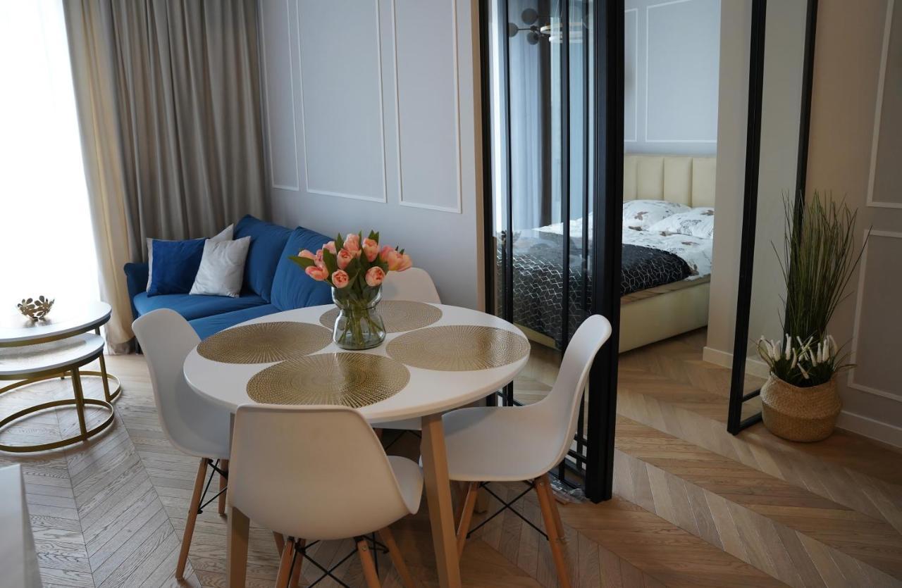 Apartamenty Metro Targowek 27 Warszawa Eksteriør bilde